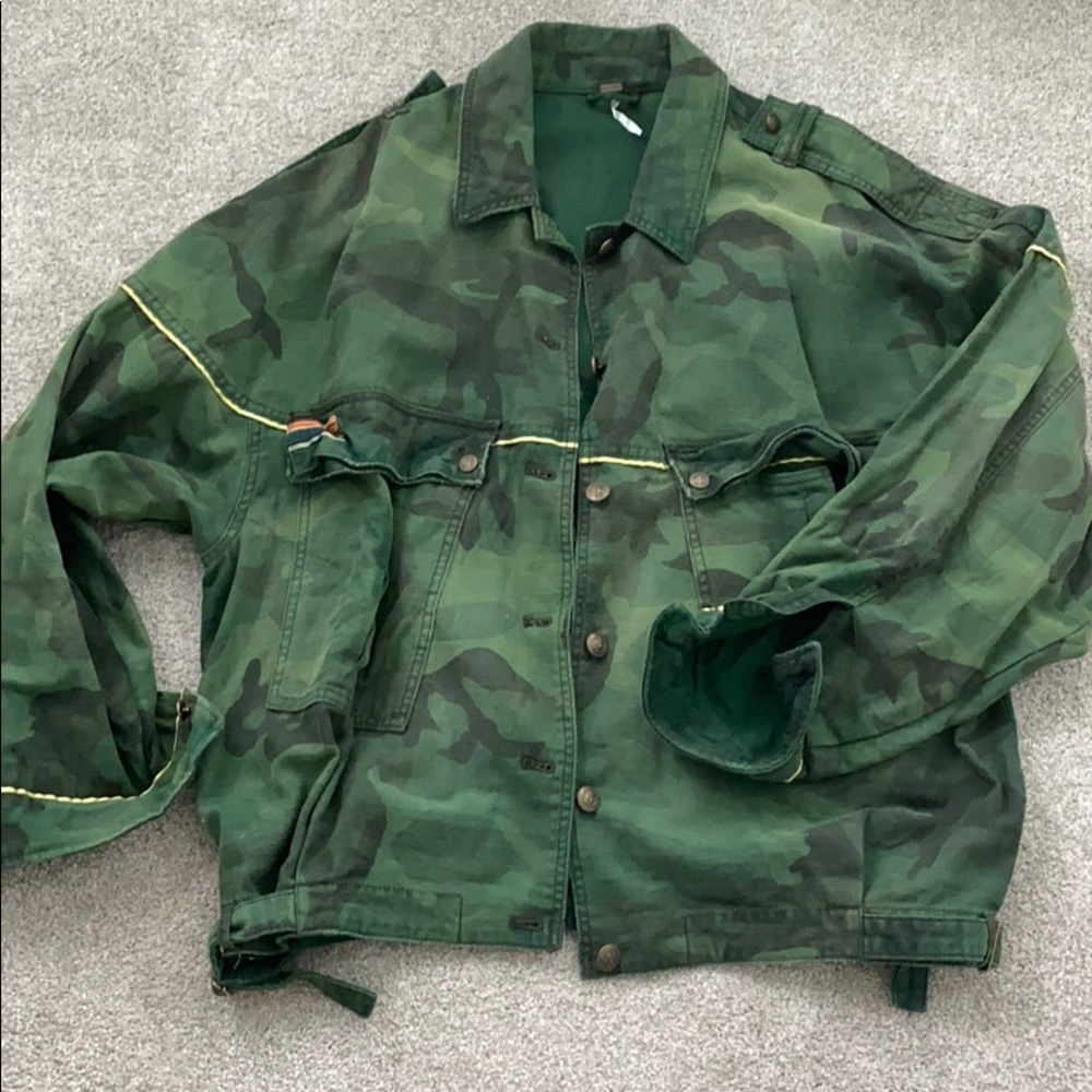 Free people camo bomber jacket